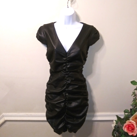 Zara Sexy Ruched Black Body-Con Faux Leather Dress - Picture 10 of 10